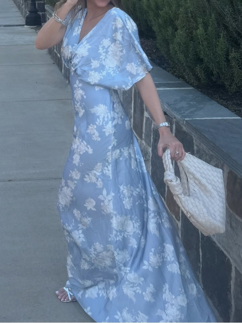 BHLDN- size 4 
Worn once - perfect condition 
Sold out online